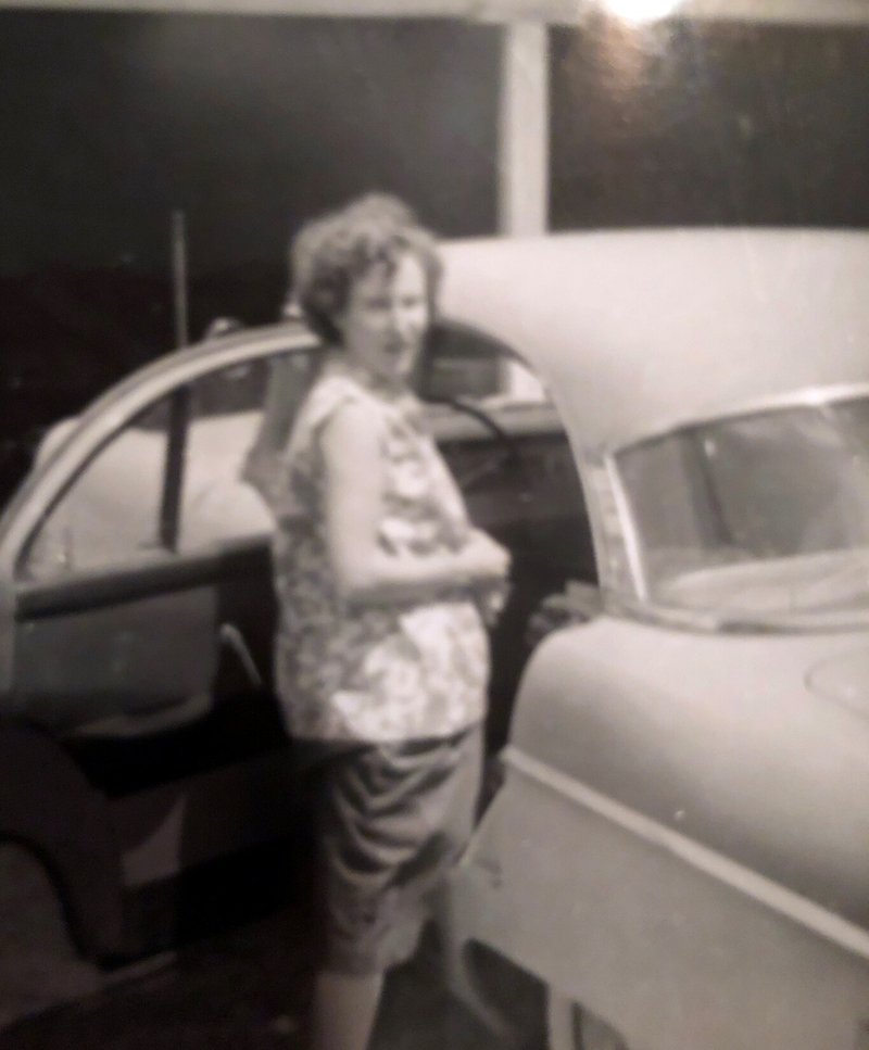 Thelma Lee Laughlin - Photo 208