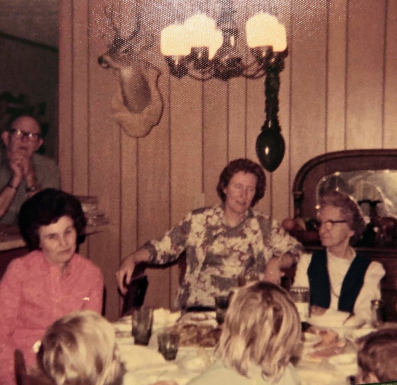 Thelma Lee Laughlin - Photo 262