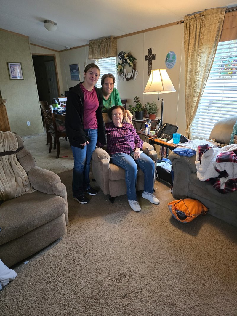 Thelma Lee Laughlin - Photo 289