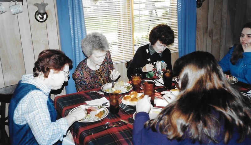 Thelma Lee Laughlin - Photo 291