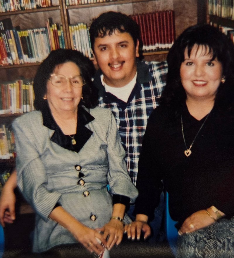 Rosa Gonzalez Garza - Photo 7