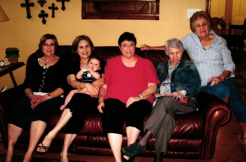 Linda Mae Brown - Photo 2