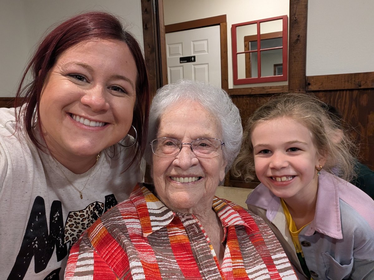 Patsy Nell Viator — photo 73