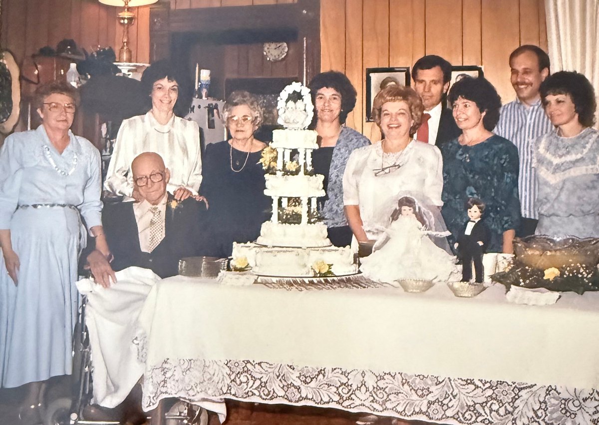 Vivian Ruth McMillan — photo 21