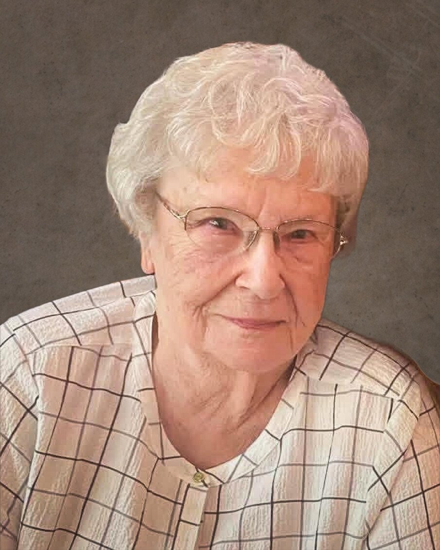 Vivian Ruth McMillan — photo 88