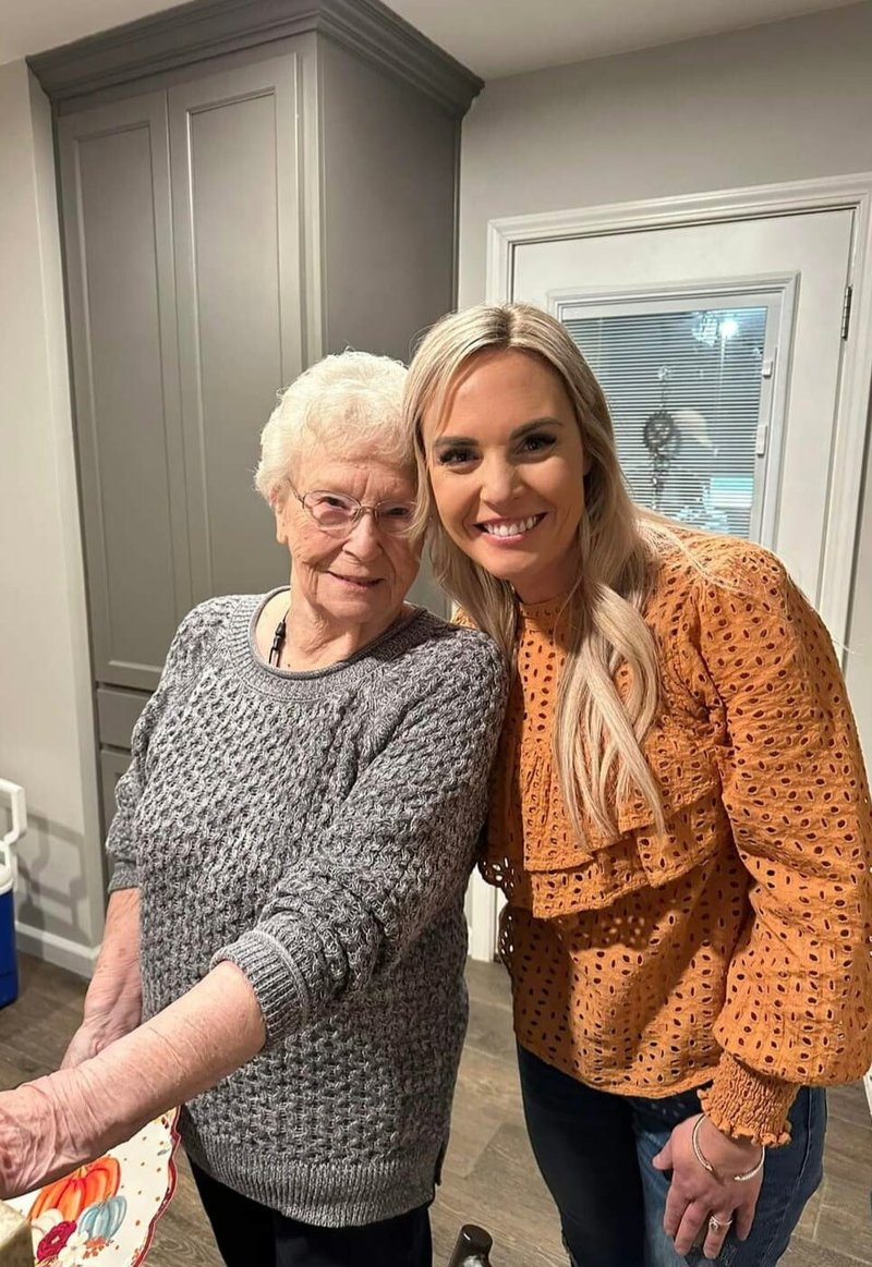 Vivian Ruth McMillan - Photo 109