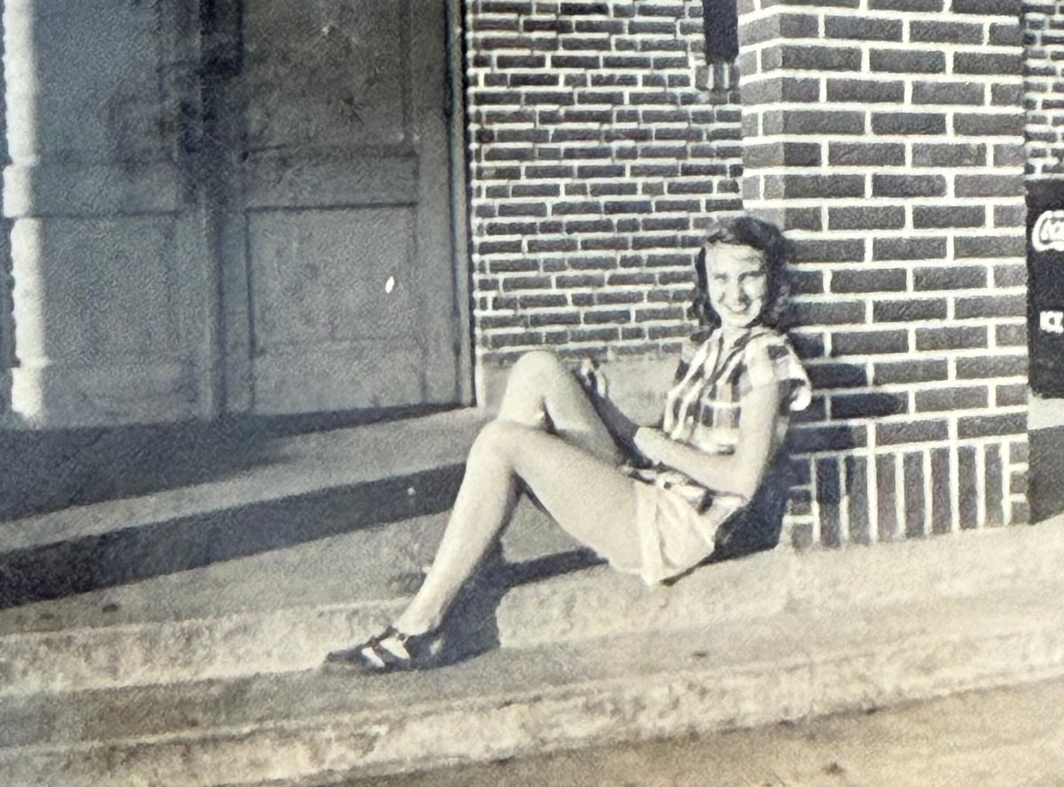 Vivian Ruth McMillan — photo 108