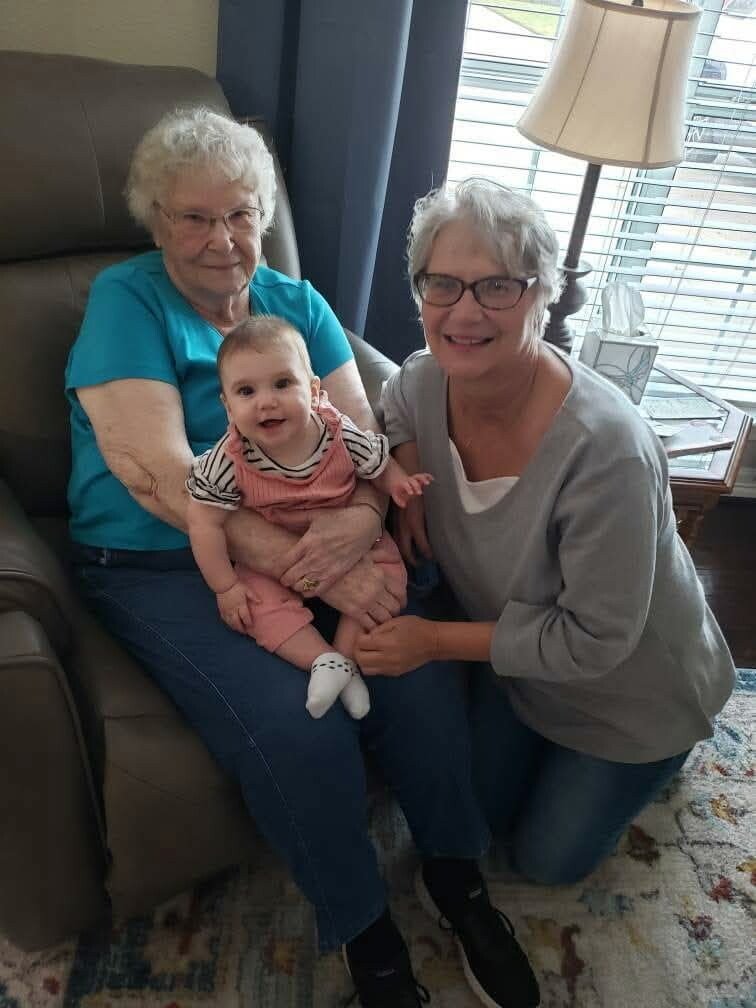 Vivian Ruth McMillan — photo 129