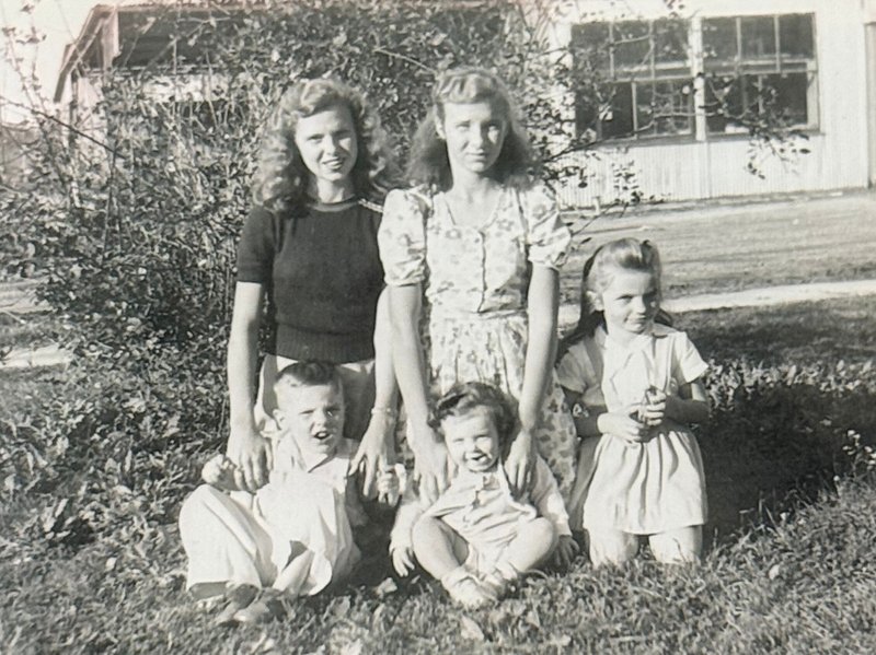 Vivian Ruth McMillan - Photo 140