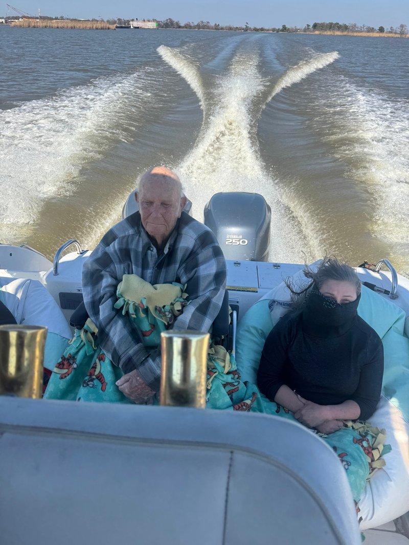 Chris Simmons - Photo 9