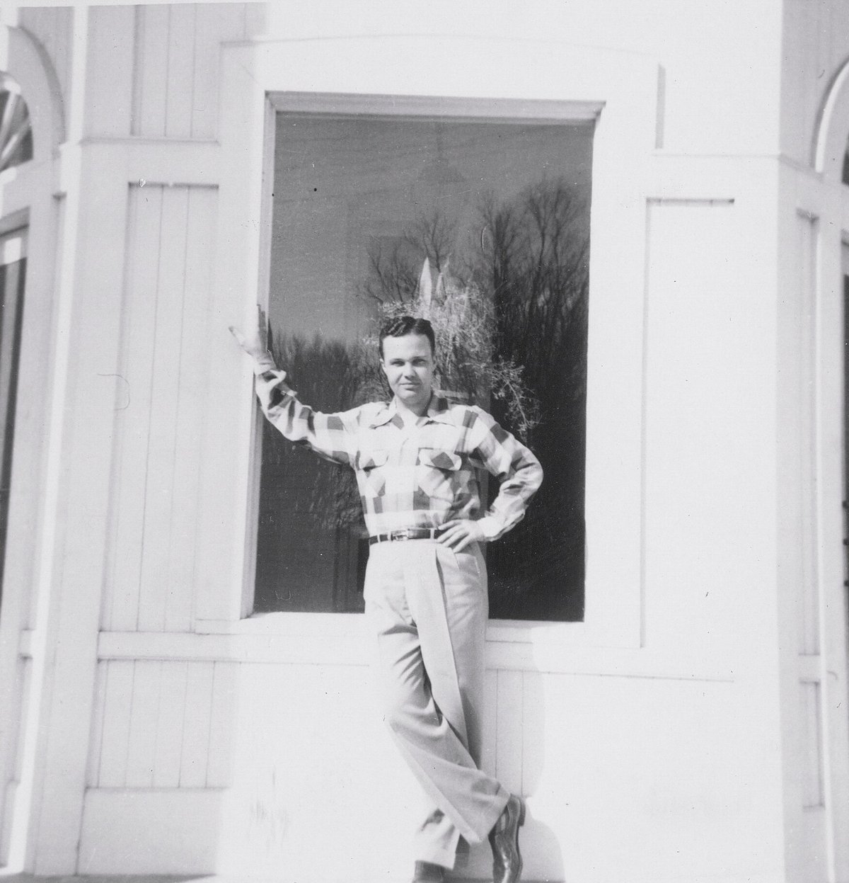 W.E. "Bill" Belcher — photo 73