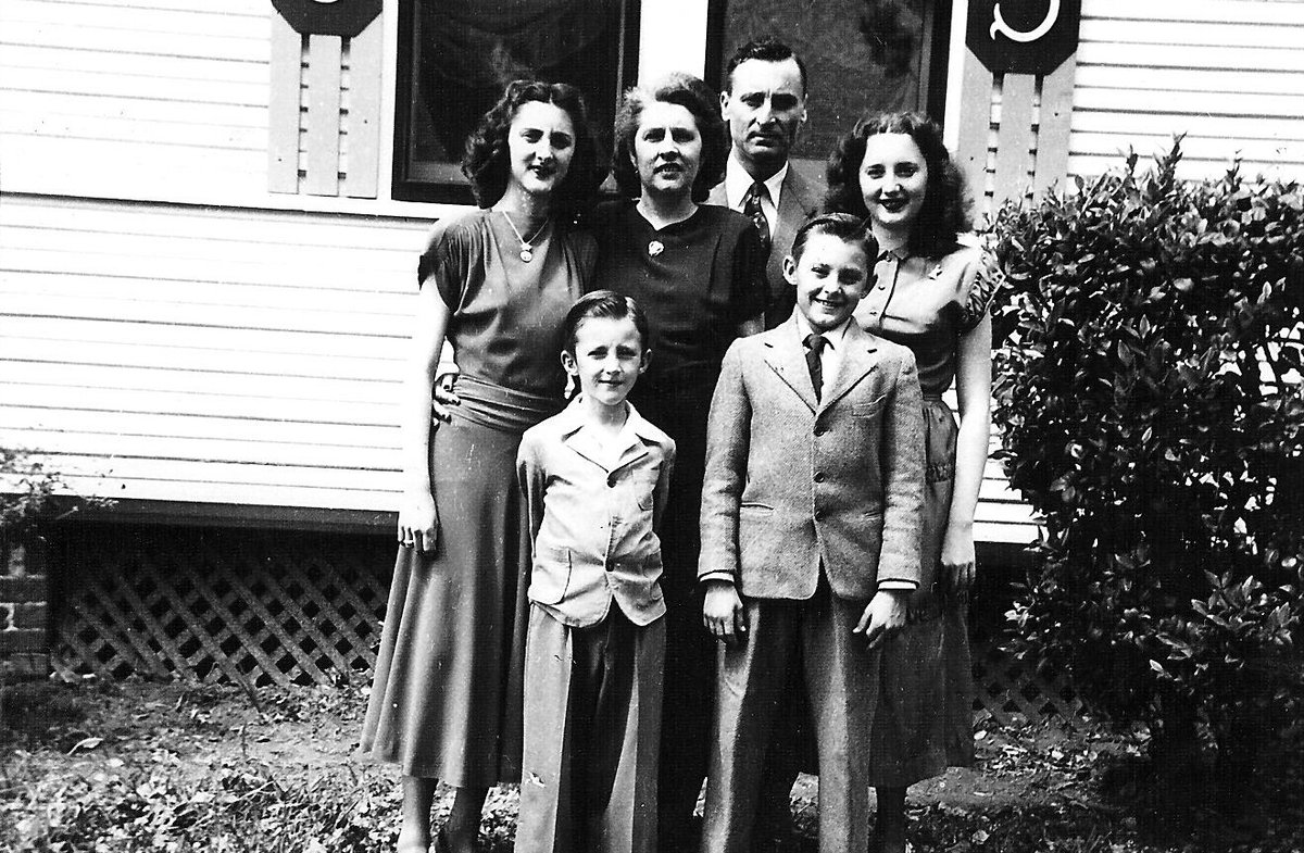 W.E. "Bill" Belcher — photo 100