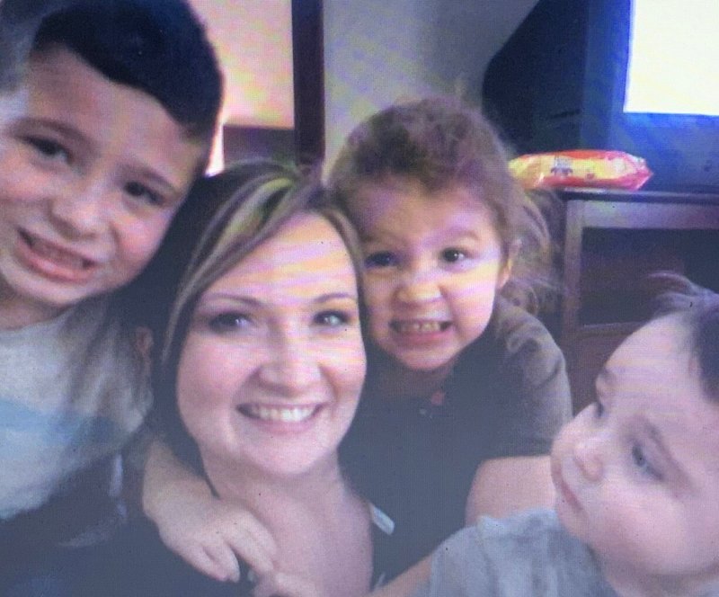 Michelle "Shell" Mathis - Photo 29