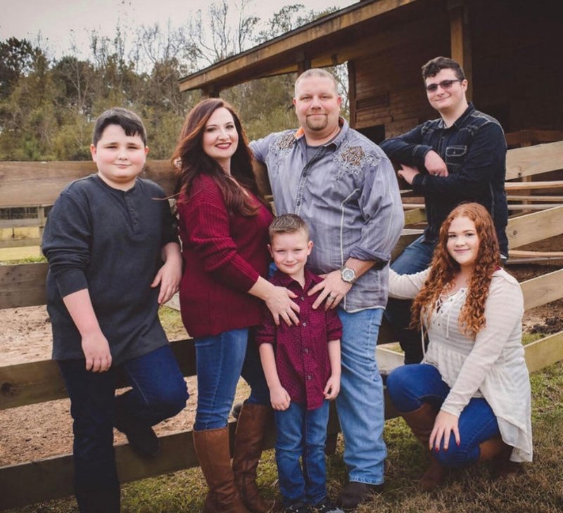 Michelle "Shell" Mathis - Photo 91