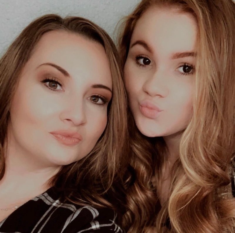 Michelle "Shell" Mathis - Photo 147