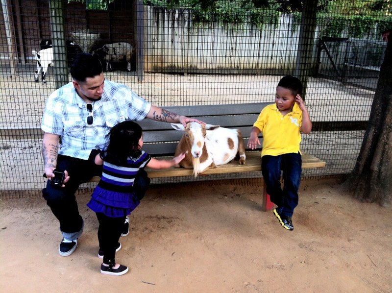 Steven Ivan Acosta - Photo 2