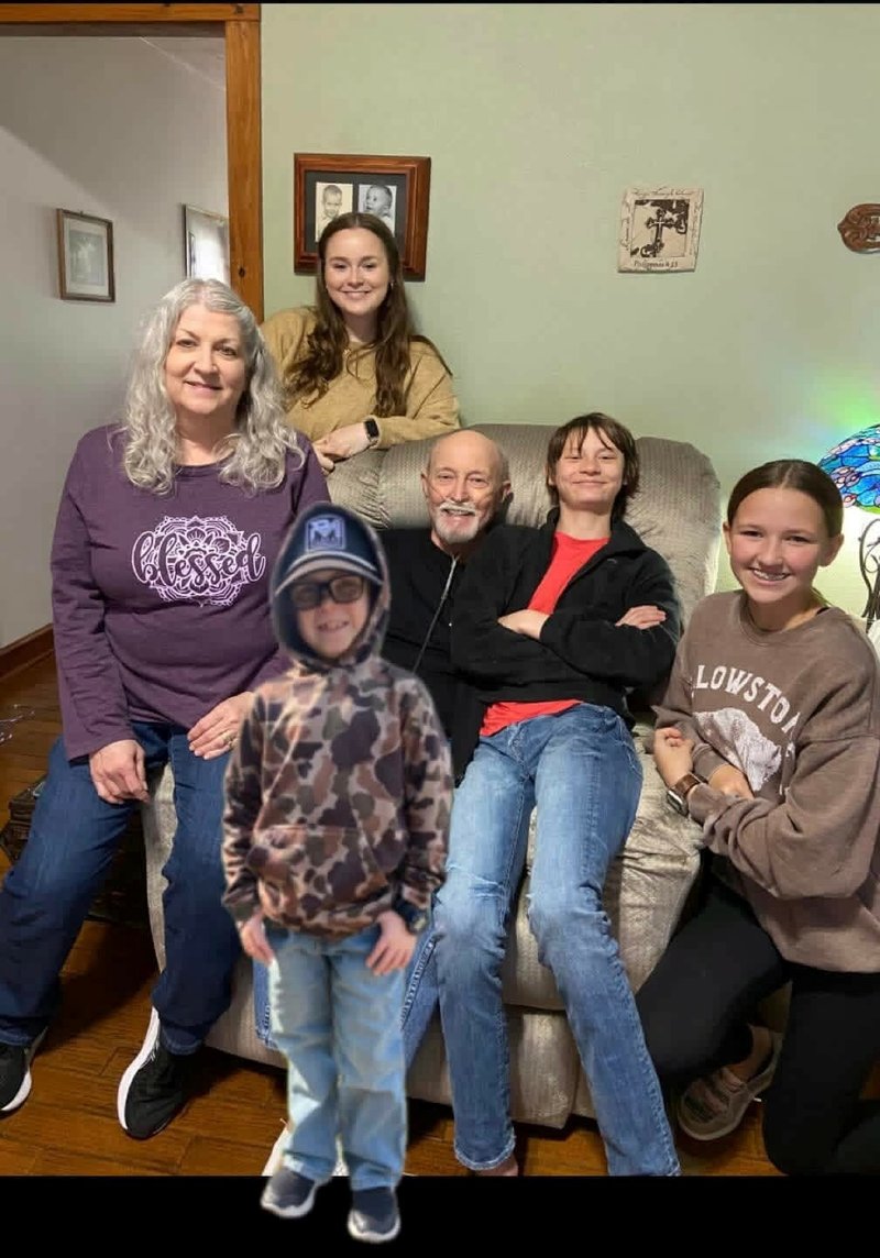 Louis Michael "Mike" Van Meter - Photo 132