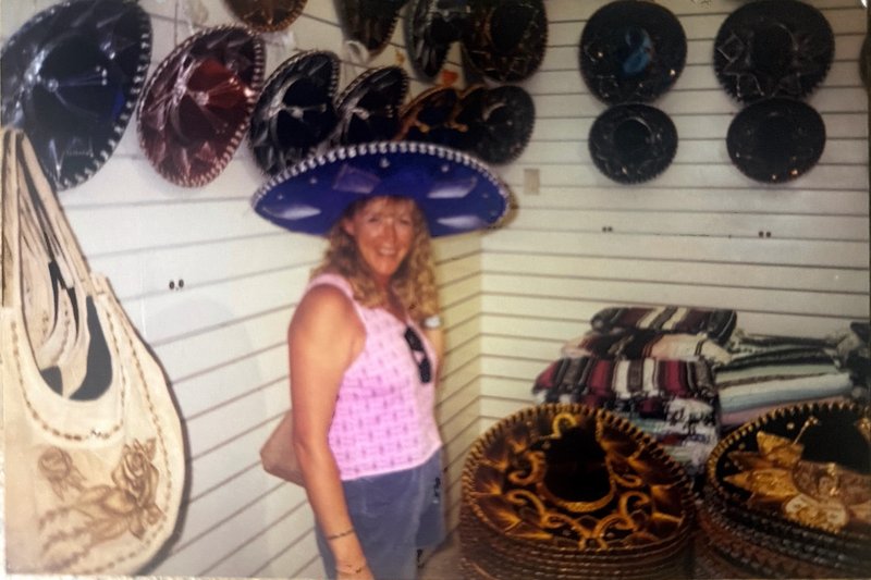 Cindy K Young - Photo 13