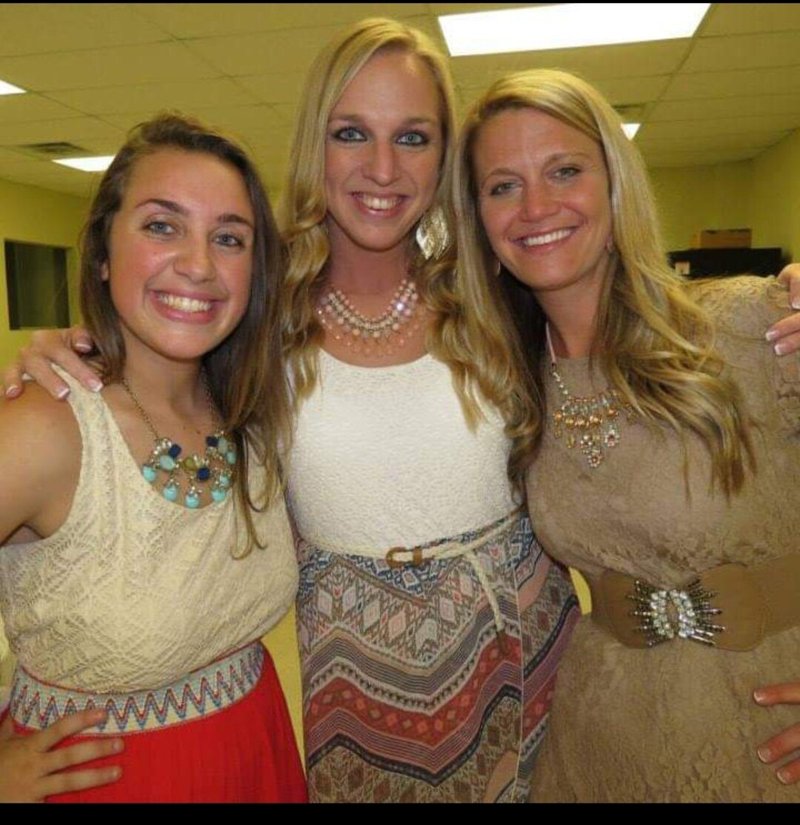 Regan Michele Taylor - Photo 51