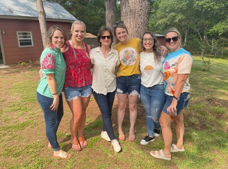 Regan Michele Taylor - Photo 160