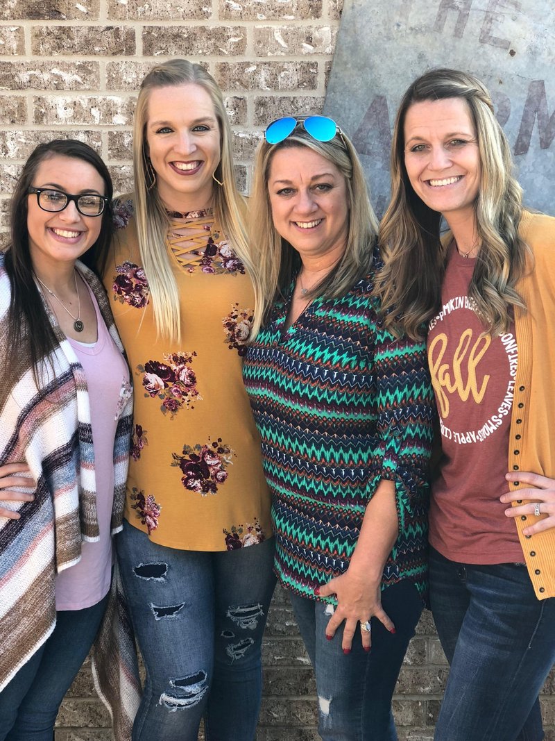 Regan Michele Taylor - Photo 159