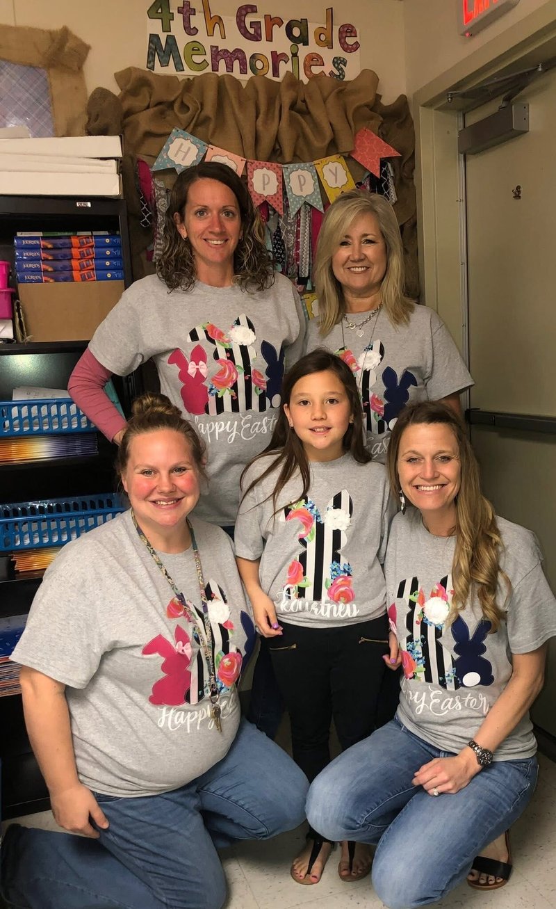 Regan Michele Taylor - Photo 199