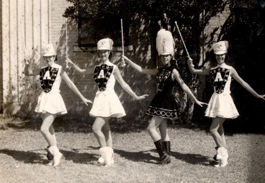 Kathryn Josephine Williams - Photo 78