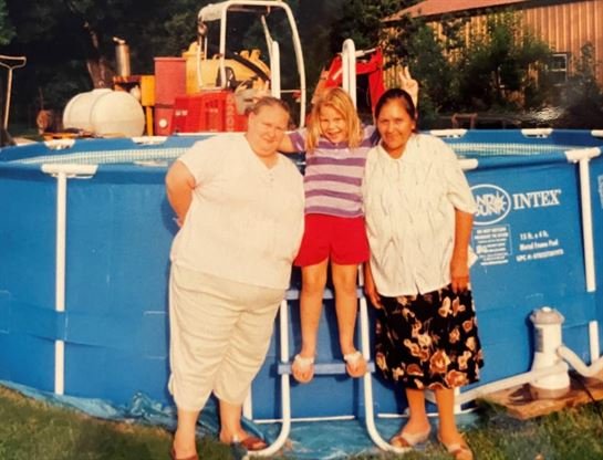 Anita Ann Arreola - Photo 26