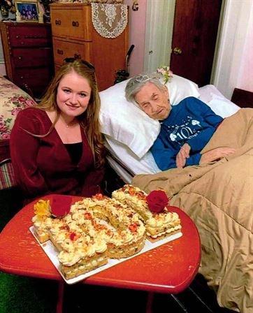 Mary Frances Mazzola Bethard - Photo 38