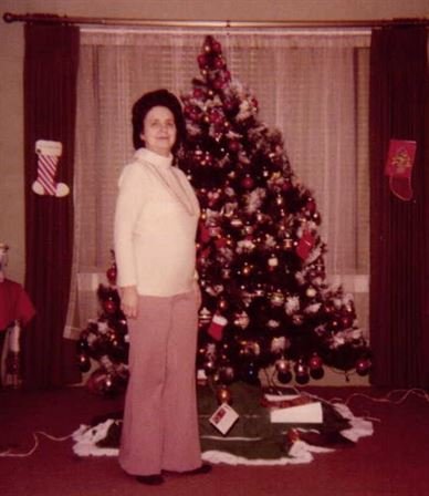 Mary Frances Mazzola Bethard - Photo 44