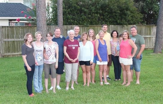 Shirley May Young - Photo 19