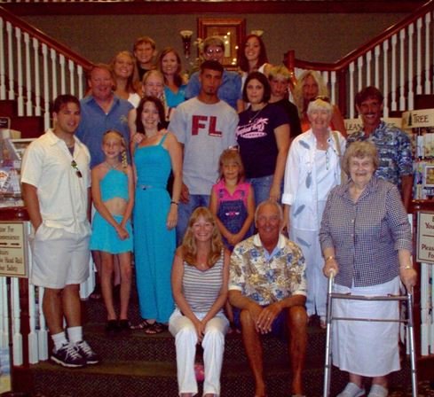 Shirley May Young - Photo 51