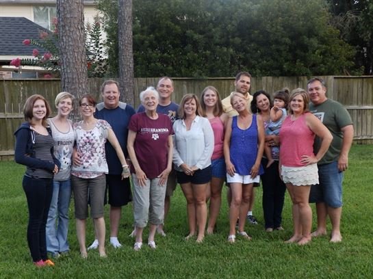 Shirley May Young - Photo 134