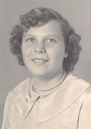 Anita Louise Bussell - Photo 20