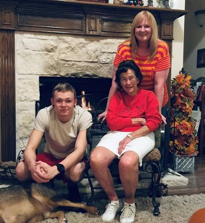 Annie Lee Belanger - Photo 17