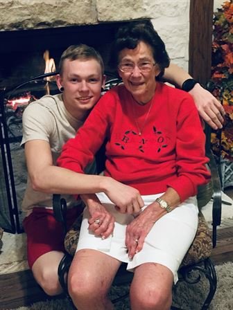 Annie Lee Belanger - Photo 40