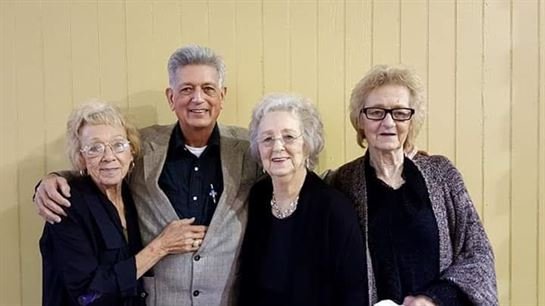 Evelyn Rose Montgomery - Photo 11