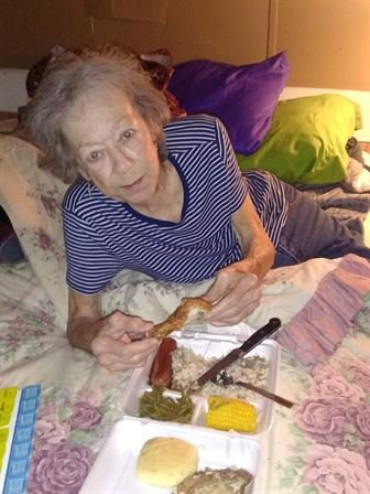 Evelyn Rose Montgomery - Photo 22