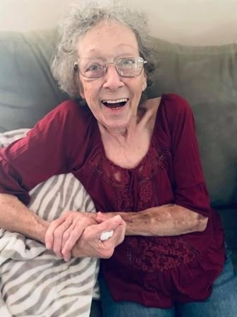 Evelyn Rose Montgomery - Photo 95