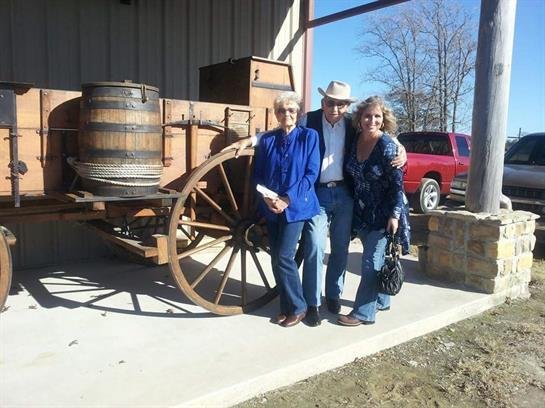 C. R. "Bill" Kiihnl - Photo 23