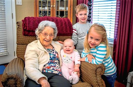 Irene Aldredge - Photo 28