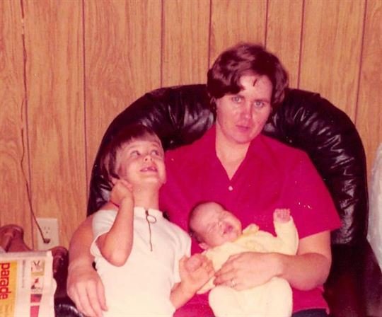 Rebecca Sue Burlin - Photo 24