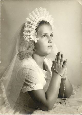 Sharon Anne Davis - Photo 33