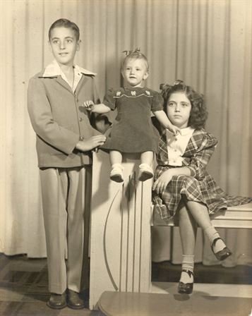 Sharon Anne Davis - Photo 60