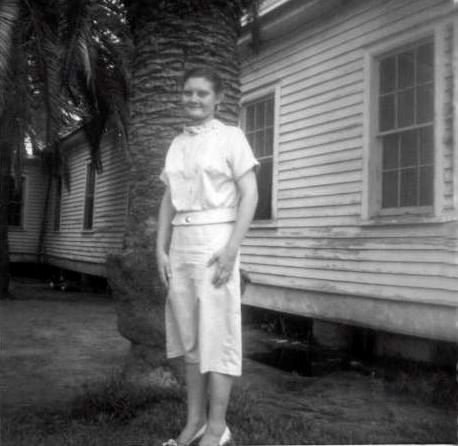 Gloria Mary Jacobs - Photo 31