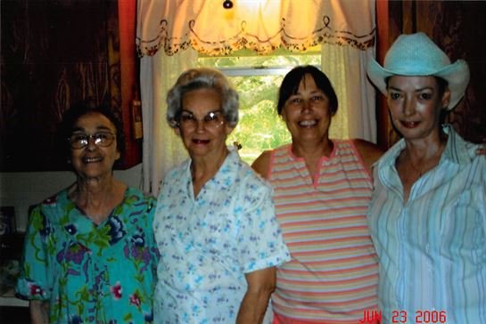 Hester Georgine Perkins (Peco) - Photo 27