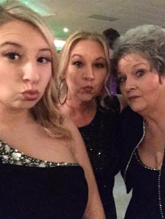 Barbara Cormier Becker - Photo 38