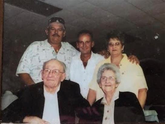 Barbara Cormier Becker - Photo 48