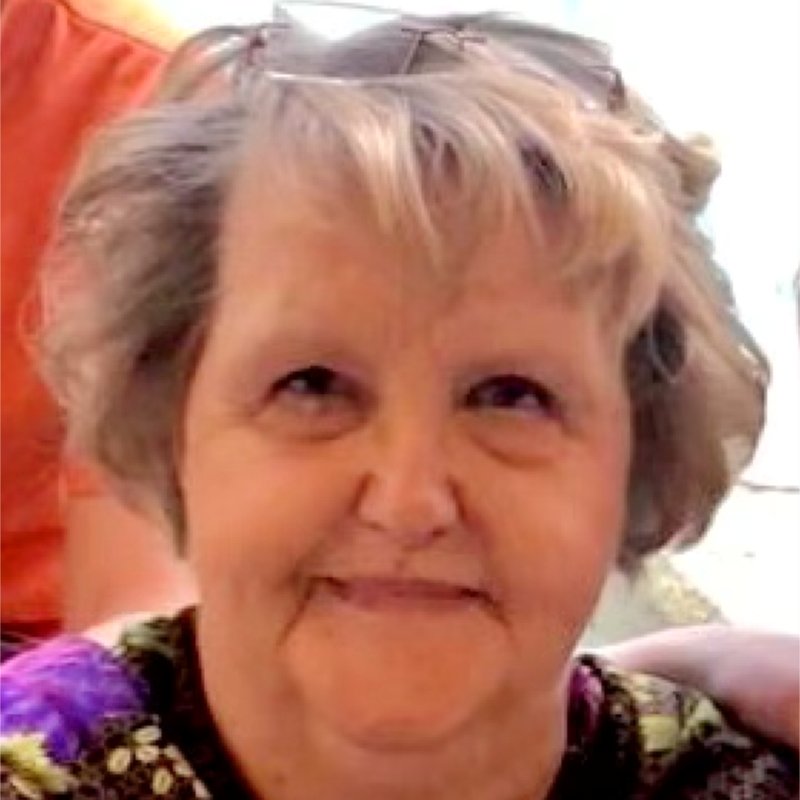 Carole Noguess - Photo 2