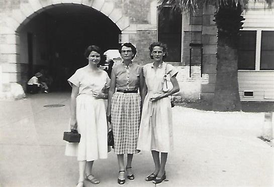 Geraline Lange - Photo 77